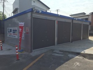 本庄見福店 本庄見福店のガレージ