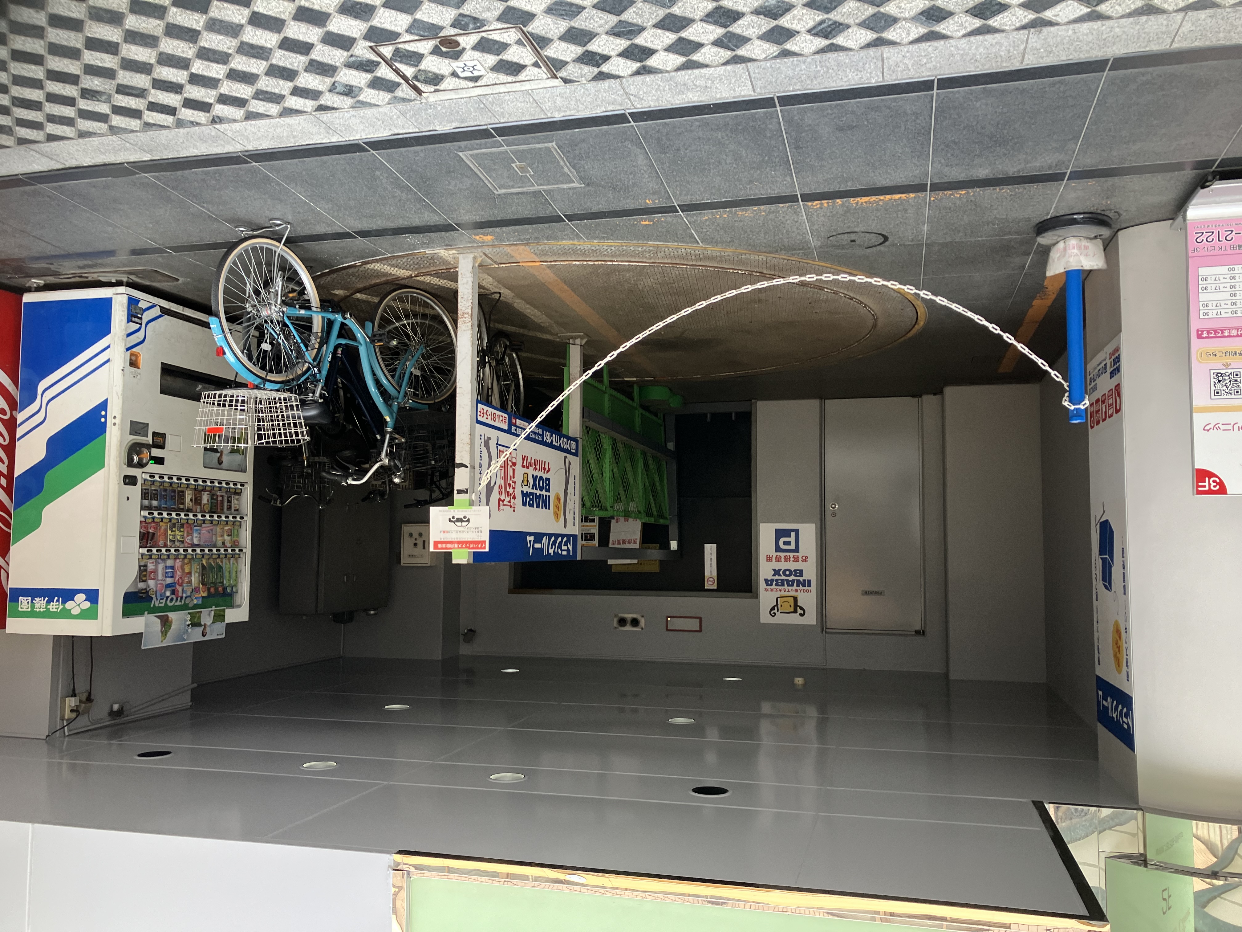 蒲田東口店 専用駐車スペースあり