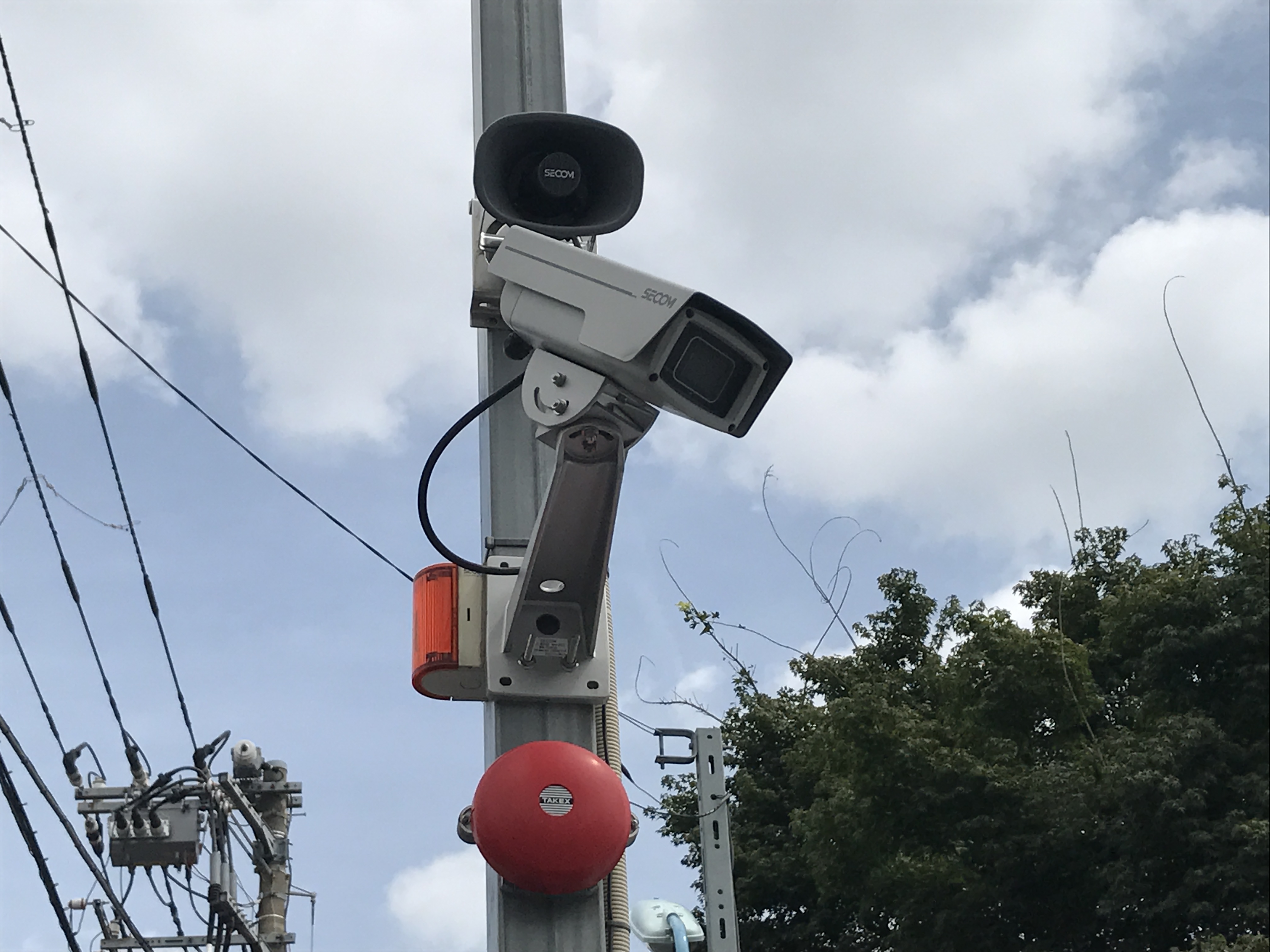 杉並桃井店（バイクガレージ） 監視カメラも設置されています
