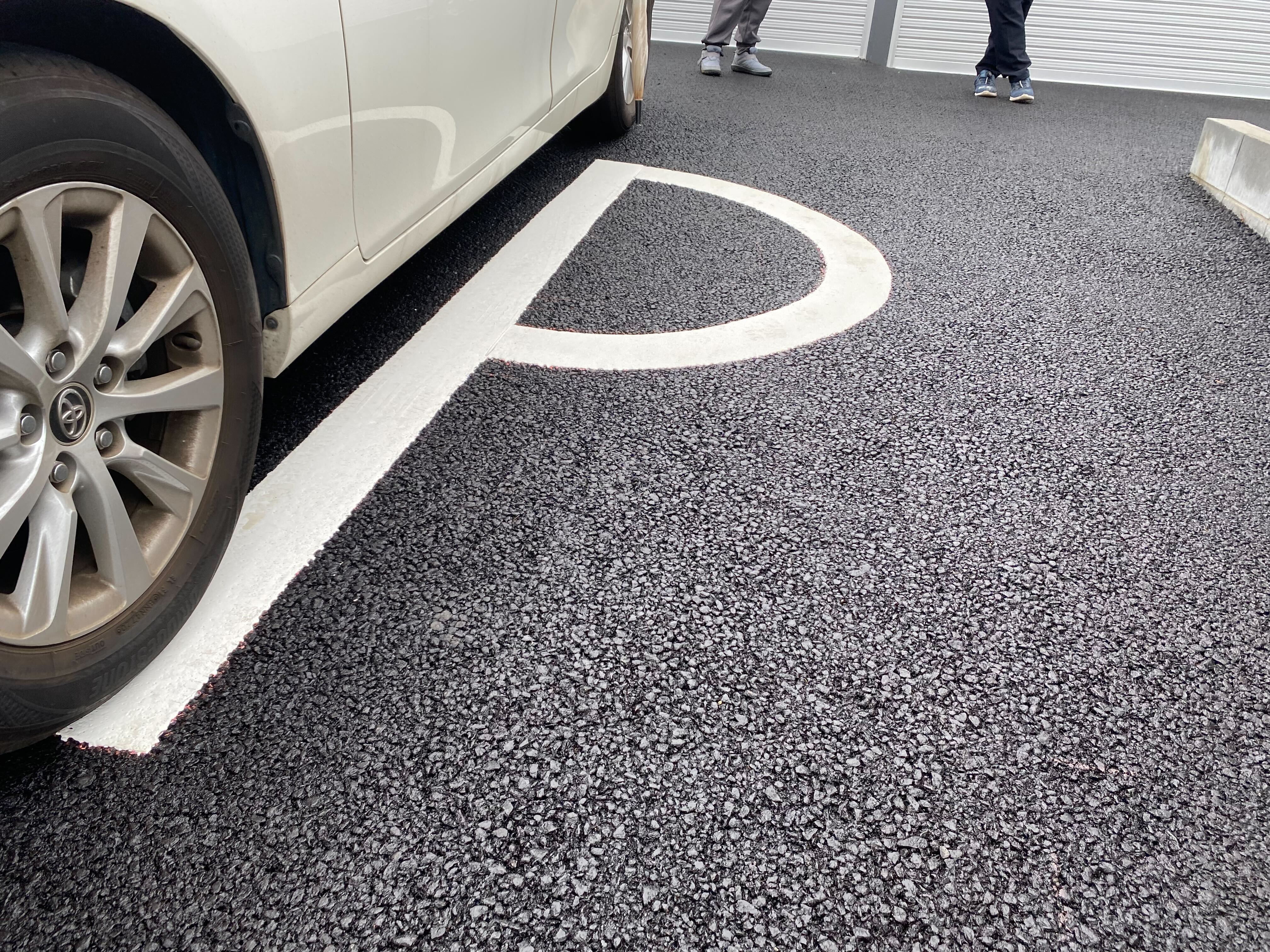 イナバボックス松戸秋山店 専用駐車場あり